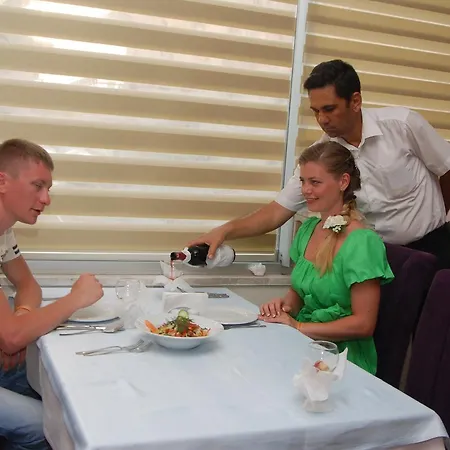 Otel Hedef Beach 4*